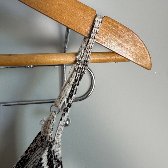 Women's Palazzo Capri Jumpsuit Snakeskin Print Size S Spaghetti Strap Festival - Picture 5 of 16